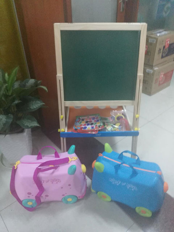 不朽情缘官网登录入口精密设备公司准备的支架式画架