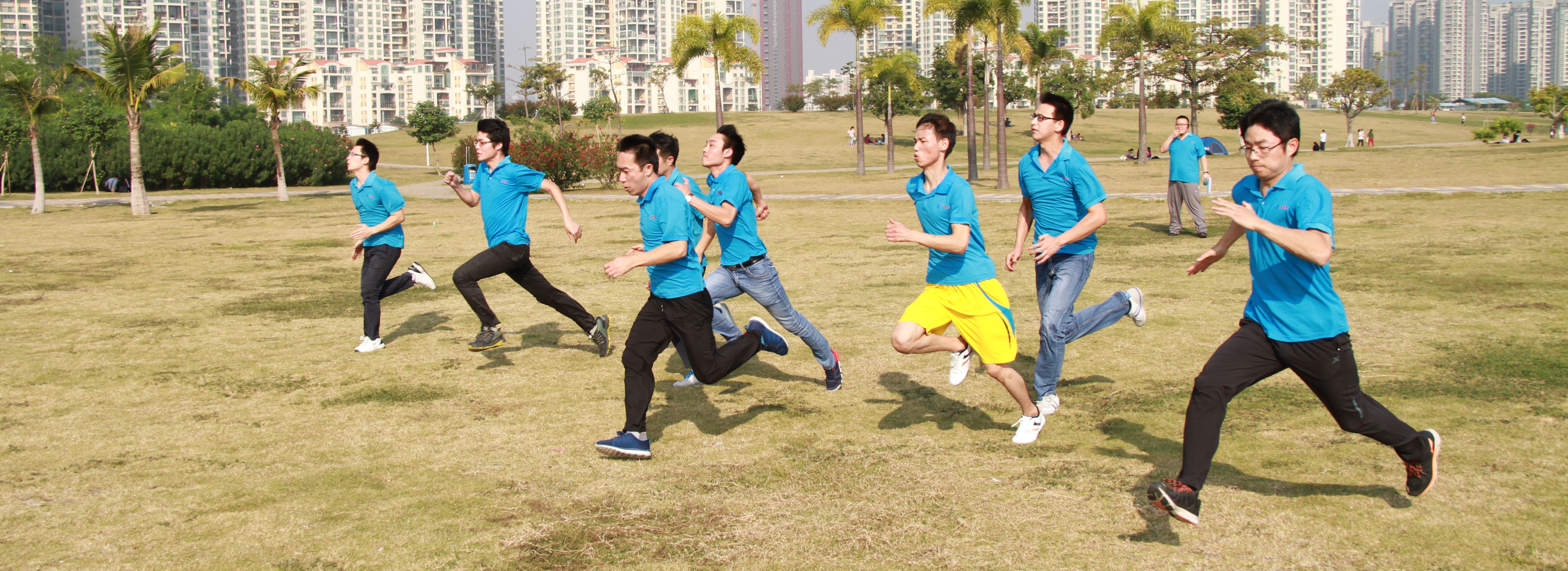 不朽情缘官网登录入口男子100米田径赛